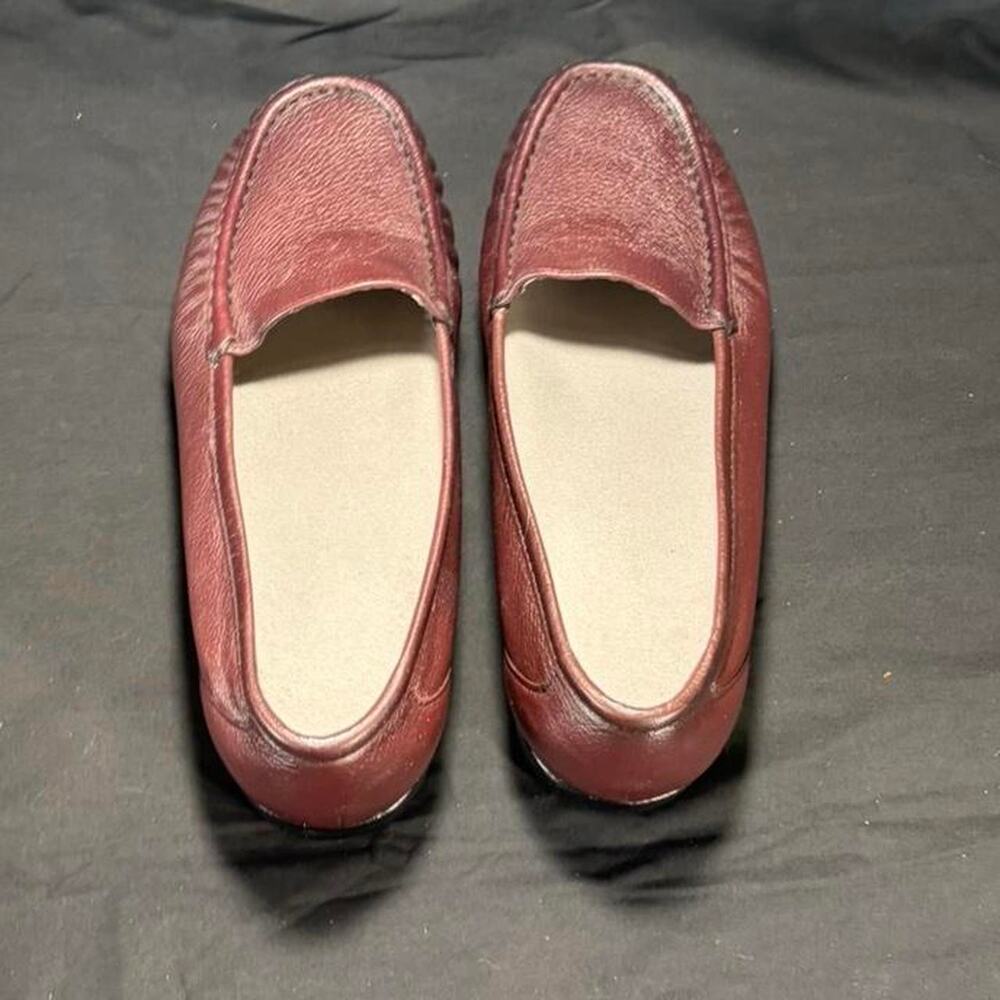 🚨 Like New SAS Women’s Leather Burgundy Moccasin Loafers Shoes Size: 10 W. 👞 - Picture 5 of 8
